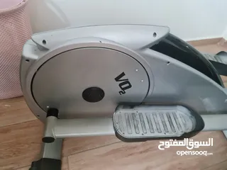  2 جهاز مشي بحالة ممتازة سرعات عديدة