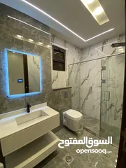  17 شقة ارضية على شارعين207 م داخلي 60م تراس امامي بتشطيب فاخر 3 نوم 2 ماستر مرج الحمام