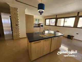  5 روف فارغ او مفروش للإيجار في عبدون ref : 14325