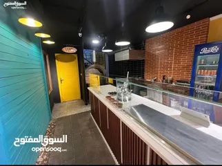  5 مطعم للبيع كامل بمعداته  