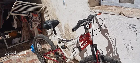  2 بسكليتات جنط 24 و 19 للبيع مستعمل بحاله ممتازه