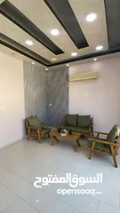  13 كوفي شوب للايجار  ممكن شراء العده والاستفاده منها بمحل اخر