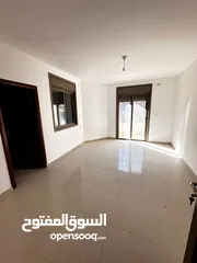  4 شقه للبيع في الطيره بالقرب من مدرسه زياد ابو عين بسعر مغري