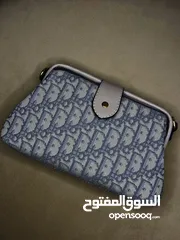  25 متوفر عندنا شناط ناركة ماستر كوبي بارخص سعر we have branded bags in cheapest price