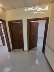  3 عيادة للبيع او للايجار