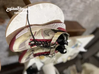  10 مجموعة كاملة من الأحذية الرياضيه ماركات اصلية بحالة وكالة