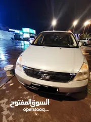  5 Kia carnival 2013