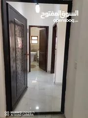  12 شقة للإيجار تشطيب جديد مقابل بوابة القريه الحضريه الخلفي بتجاه طلوع السيفوي مطلوب موظف دخل ثابت