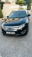  1 فورد فيوجن 2012 . سوداء . دهان جديد . وترخيص جديد.  وفرش جديد بسعر 7.900 قابل للتفاوض اشي بسيط