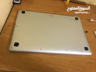  16 Macbook pro 2014 15inch i7 2.5 ghz اكثييييييير قوي ك معالج و البطاريه بتقعد على الاقل ساعتين