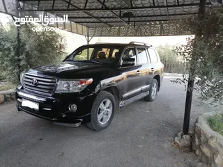  4 تويوتا لاند كروزر 4600 v8