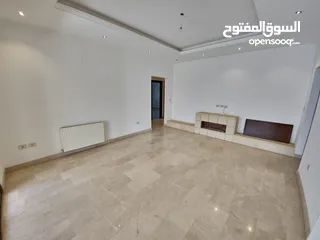  2 شقة فارغة للايجار لم تسكن في الكرسي 239 متر