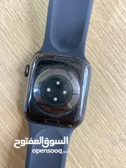  4 ساعة ابل واتش للبيع الاصدار 7ستانلس ستيل نسبة البطارية 79ممتازة جداً قياسها 45