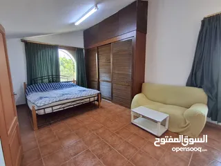  9 شاليه لقطة للبيع الغور شميساني الغور طابقين مع بركة بسعر محروق للبيع المستعجل