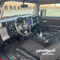  16 تويوتا FJ 2012 جير عادي مع كامل أغراضها 4X4 سرفيس وكالة جاهزة لصلالة.