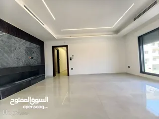  7 شقة غير مفروشة للايجار في دير غبار  ( Property 37762 ) سنوي فقط