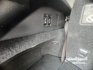  9 لكزس RX450hL موديل 2018 لون ابيض لؤلؤي وارد وصيانه الوكاله اعلى تصنيف من فئتها
