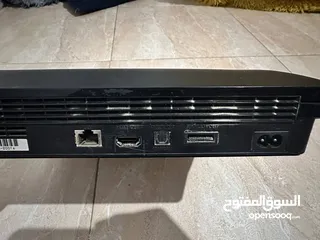  4 بلايستيشن 3 مهكر ممتاز عليه 40 لعبة مع ايدتين