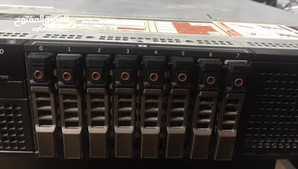  4 سيرفر Dell بمواصفات ضخمة للبيع - Dell Poweredge r820 مستخدم خفيف جدا