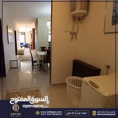  15 شقة للبيع في سردا مع ساحة خارجية بالقرب من قصر الضيافة