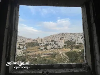  2 شقة 140 متر عظم اطلالة على ثلاث اتجاهات كاشفة لا يمكن التسكير عليها مستقبلا