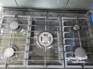  1 غاز منزلي استعمال بيت 5عيون مع فرن بحاله جيده جدا وماكنة حمص كبيره وثلاجة عاموديه للبيع