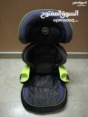  1 كرسي سيارة للاطفال عمر 4 سنوات واكثر