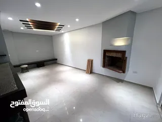  12 شقة طابق اخير مع روف للبيع في اجمل مناطق صوفيه بسغر مغري ( Property ID : 34960 )