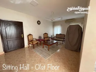  4 4 Bedrooms Villa for Sale in Mawaleh REF:1065AR