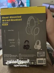  2 سماعات  من ماركة awei