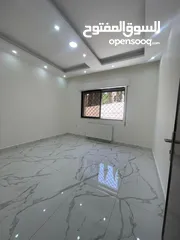  14 شقه ارضيه 175م وحديقه 250م من المالك مباشره تلاع العلي خلدا