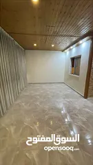  18 شقه مع رووف (300متر ) قرب شارع الاستقلال ضاحيه الاقصى