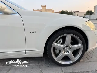  14 Mercedes S600 V12