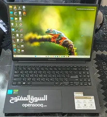  1 عرض لا يُفوّت – لابتوب استعمال 22 يوم فقط  ASUS Vivobook شبه جديد + هدايا قيمة