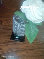  6 ستاند دوار  ذاتيا 24 ساعه مع اضاءه لعرض مجوهرات خاتم  سنسال  تحفه ساعه  موبايل عطر  نبته نظاره مكياج