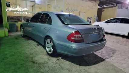  5 Mercedes Benz E320