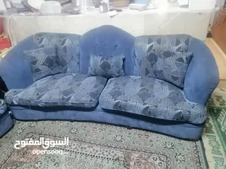  2 كنبايات  9 مقاعد نظيف  جامد