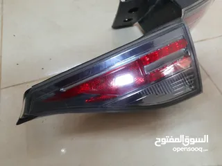  6 اضوية لكزس ct200 h  بحال الجديد وشانجان وتوسان