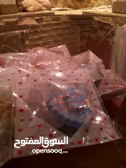  2 يوجد لدينا مطبقيات جبصين زينه ويوجد ديكورات جبس اسعار جدا حرق