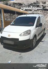  4 بيجو بارتنر 2014 بحالة ممتازة