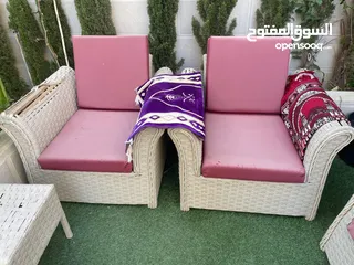  2 طقم راتان بحاله جيده
