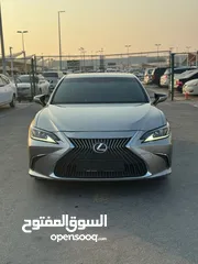  1 لكزس موديل 2019 خليجي ES350 بدون حوادث ضمان دخول السعوديه تسجيل امارات