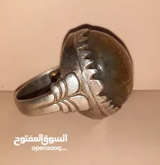  9 محابس للبيع