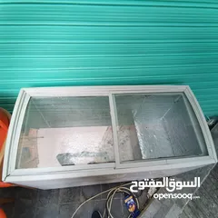  4 فريزر عرض للبيع