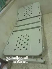  3 سرير طبي بحاله ممتازه