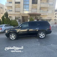  1 شيفروليه تاهو LTZ بنزين اعلى فئة دفع رباعي مع فتحة سقف فحص كامل بحالة الوكالة