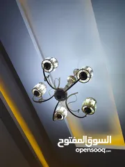  6 ثريات  لون ذهبي مميز