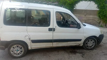  2 بيجو بارتنر