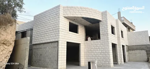  7 مخازن للايجار