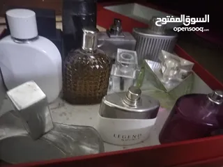  6 علب عطور فاضيه رجاليه او نسائيه